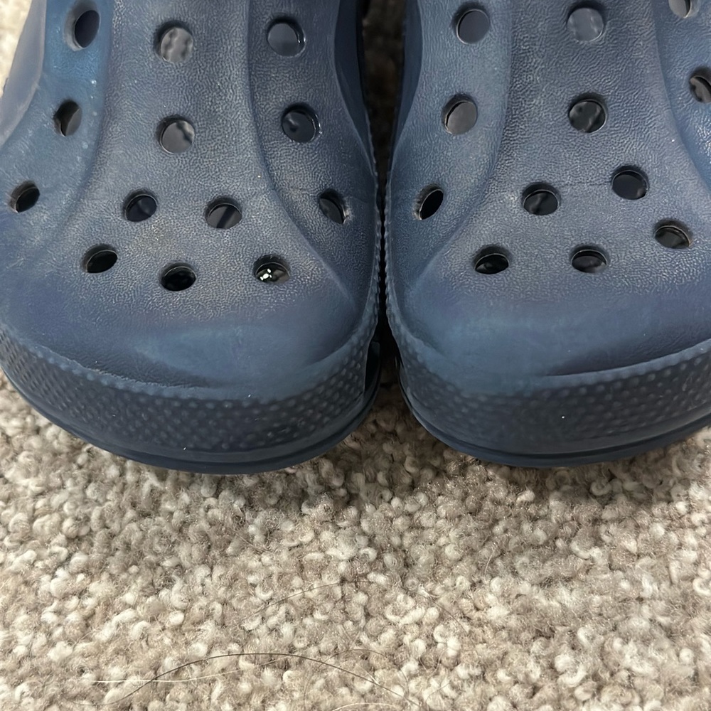 Child Crocs - Picture 4 of 10